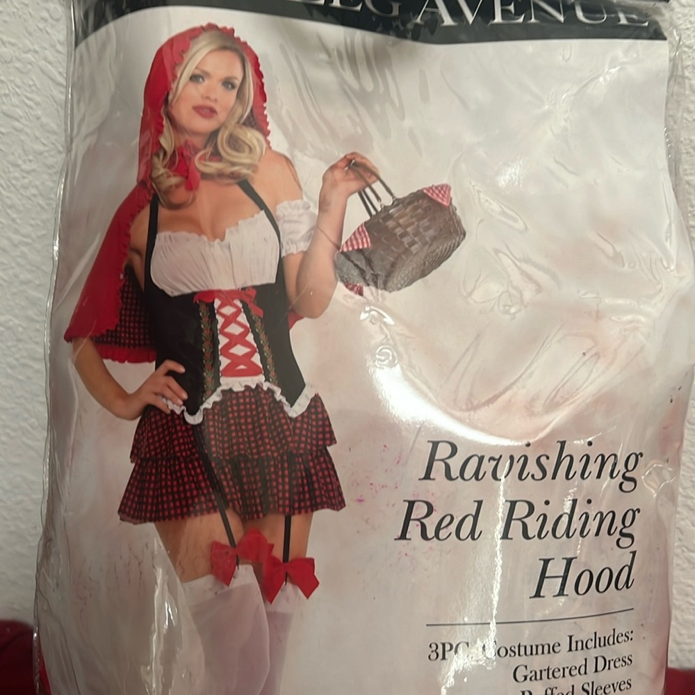 Little red riding hood costume 3 pc new